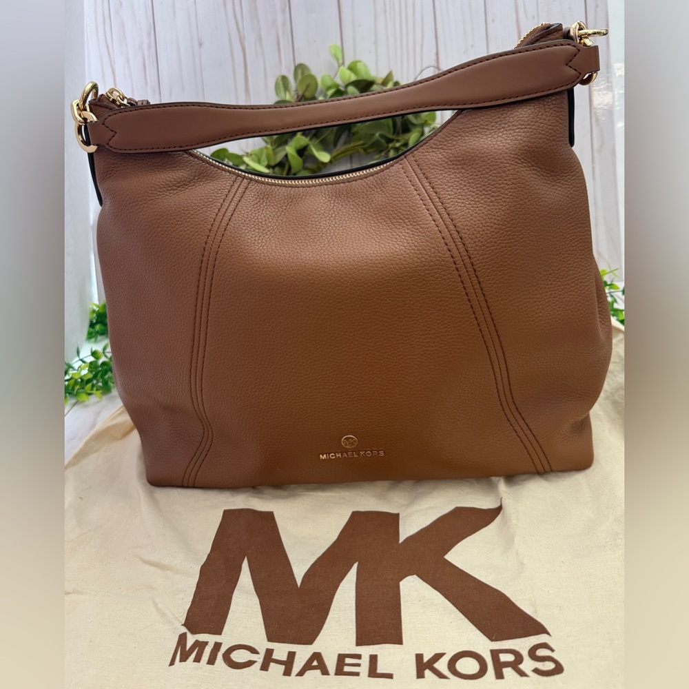 Michael Kors Sienna Handbag Luggage Color NWOT - Picture 3 of 14